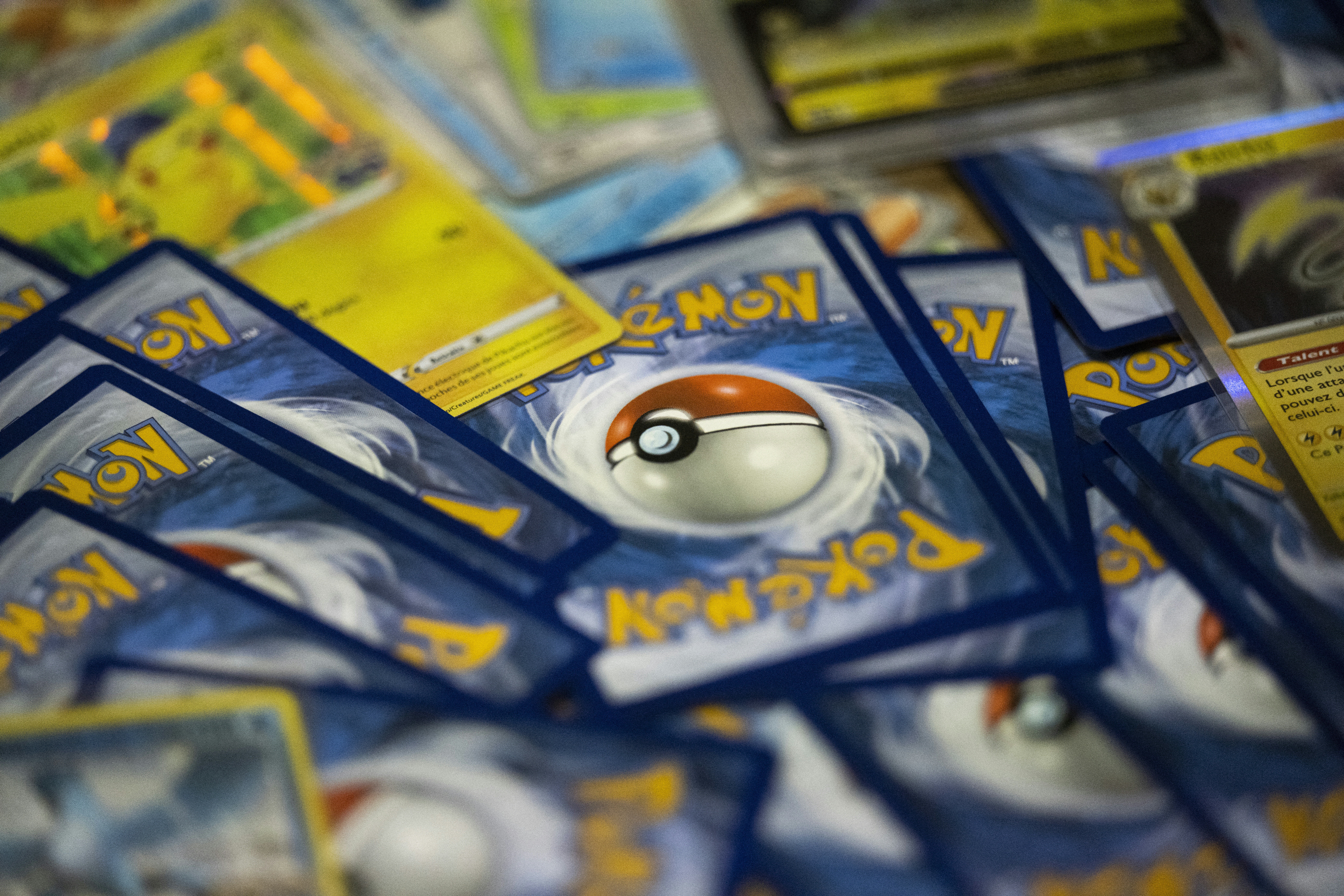Насилствените кражби на Pokémon карти се увеличават в Лавал, Que., полицията предупреждава