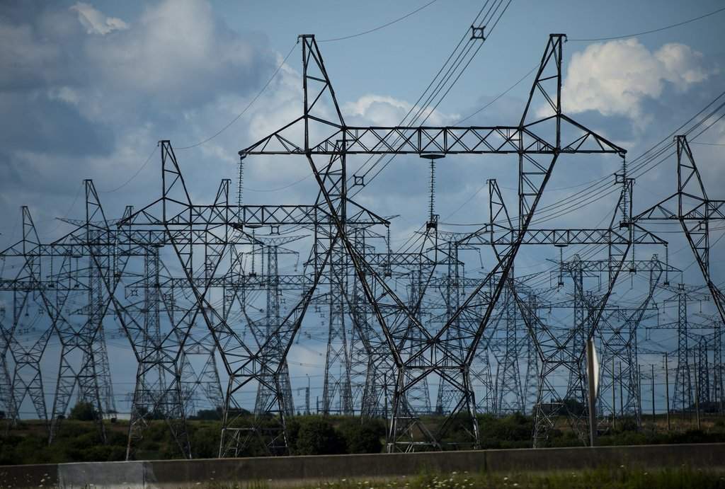 Mississauga Approves One-Year Moratorium on AI Data Centers Amid Resident Concerns