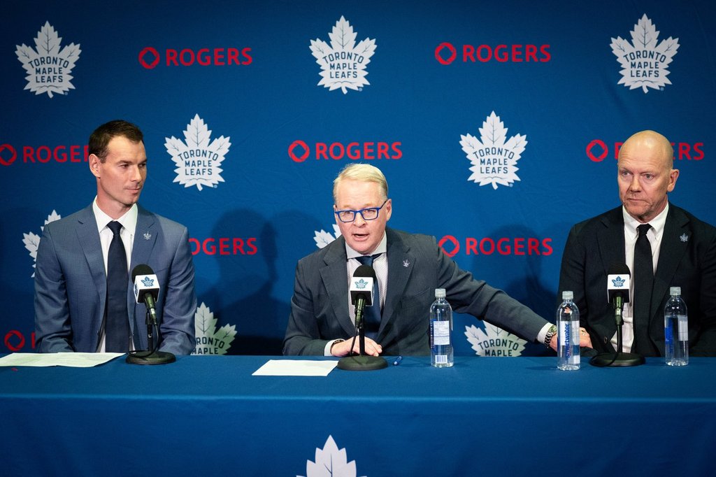 Maple Leafs continue front-office overhaul  | Globalnews.ca