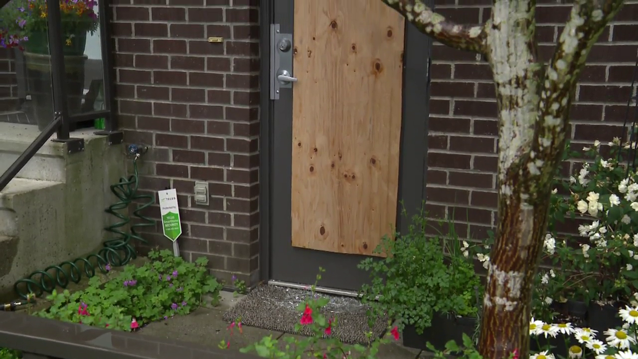 Vancouver home invasion suspect killed by police