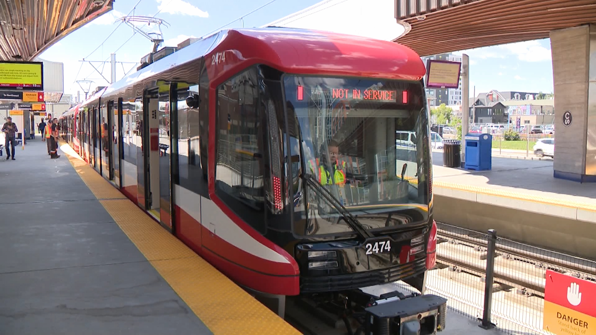 Calgary Transit unveils new light rail vehicles that go into service ...