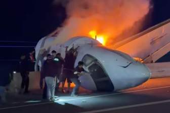 Plane crash on Texas highway leaves 1 dead, others injured U.S. News Jun 17 3 min read
