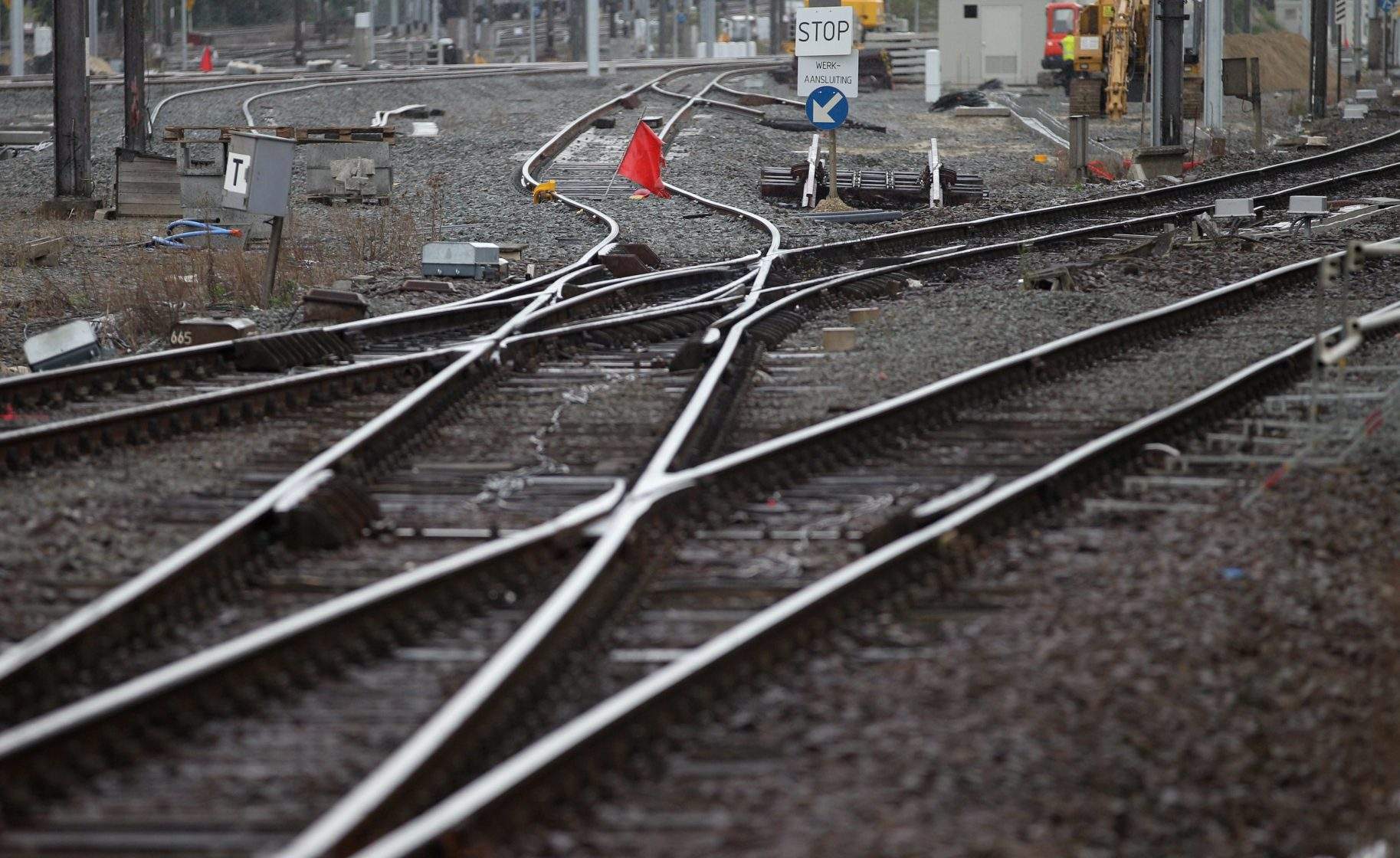 2 trains collide north of London, U.K., police response underway