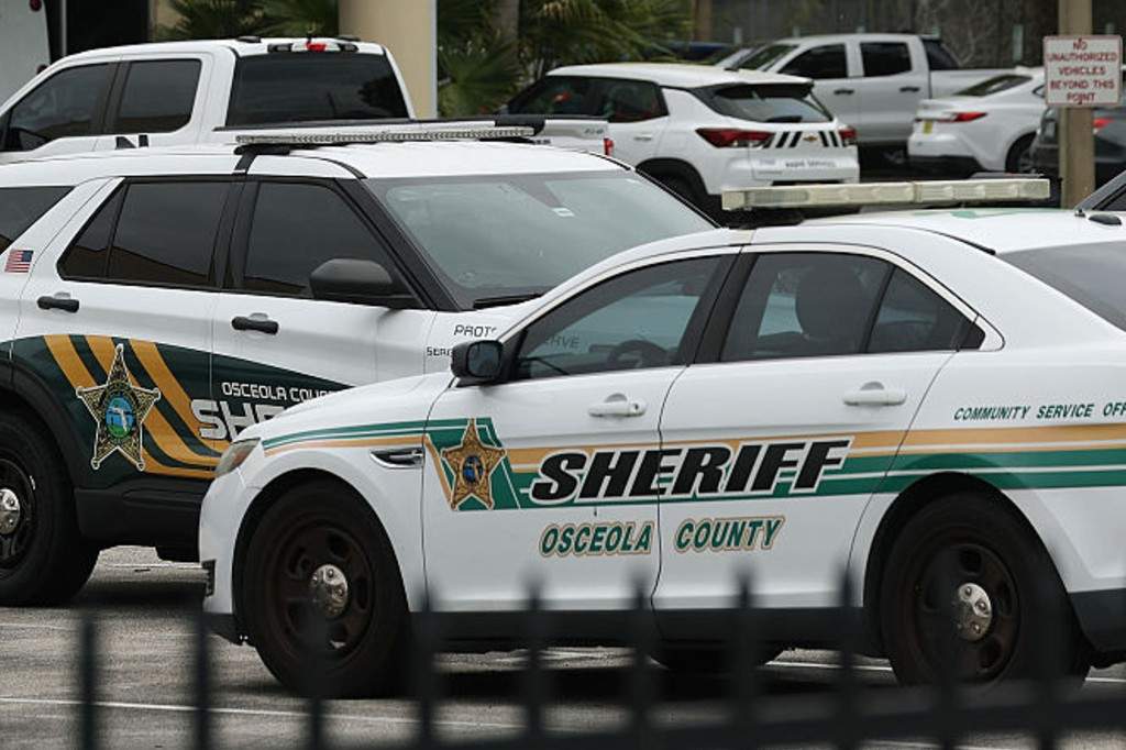 2-year-old fatally shot by 4-year-old cousin with unsecured gun in Florida car