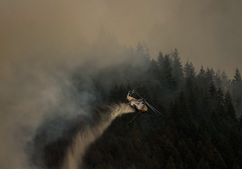 Crews Battle B.C. Wildfire Overnight as Evacuation Orders Persist