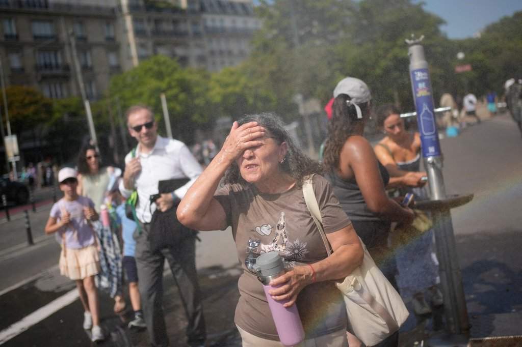 France says it saw 5,700 more deaths than usual in record June heat wave