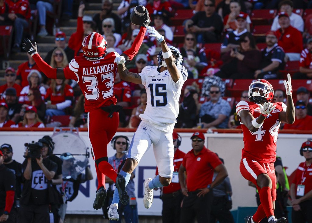 Адамс води Stampeders до победа с 58-36 над Argonauts