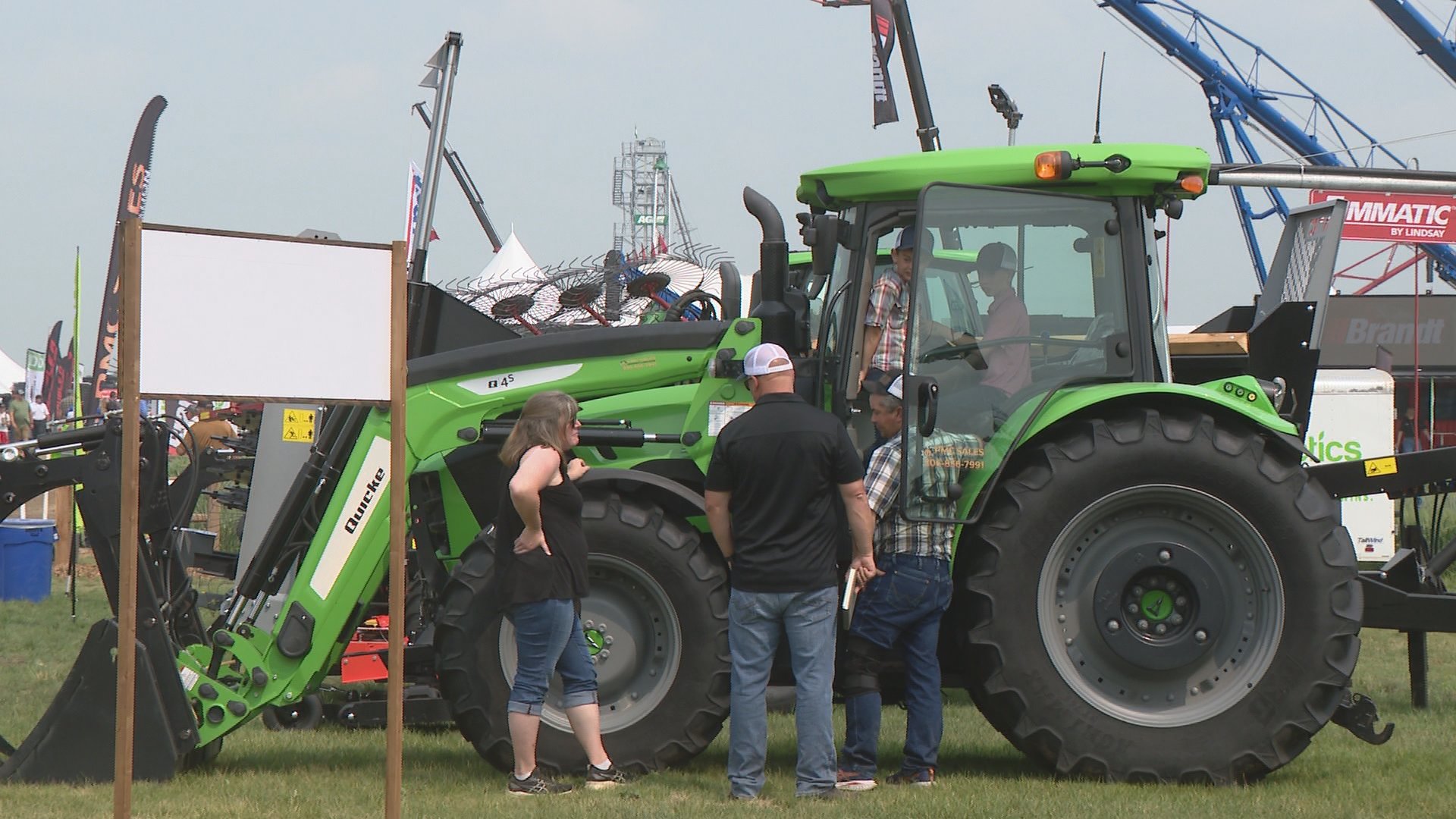 Ag in Motion се завръща в Саскачеван с трактори без водачи, дронове