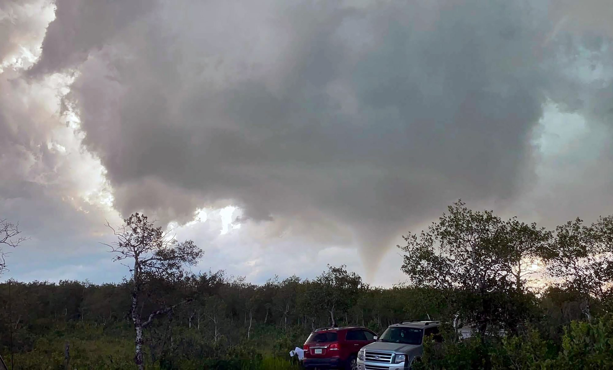 Tornadoes and heat batter Canadian Prairies