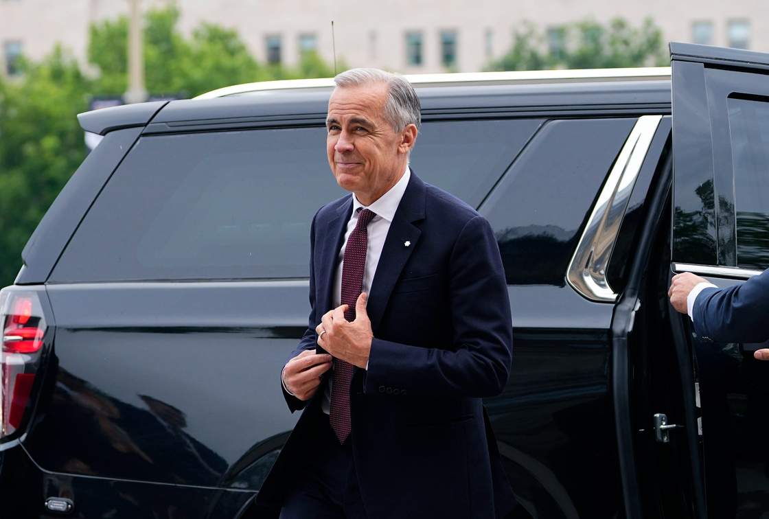 Carney to meet premiers as Canada faces down new U.S. tariff threat