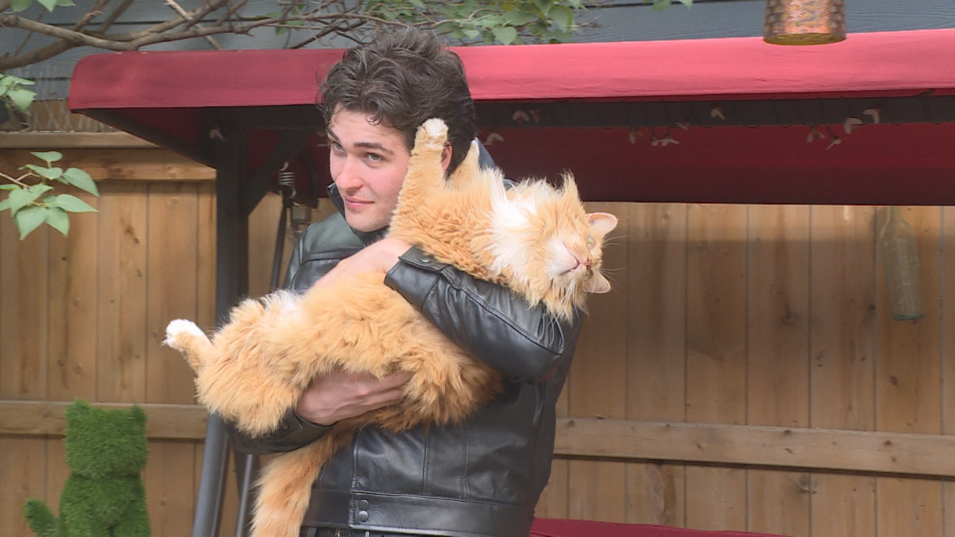 Young Elvis tribute singer brings home gold at B.C. festival
