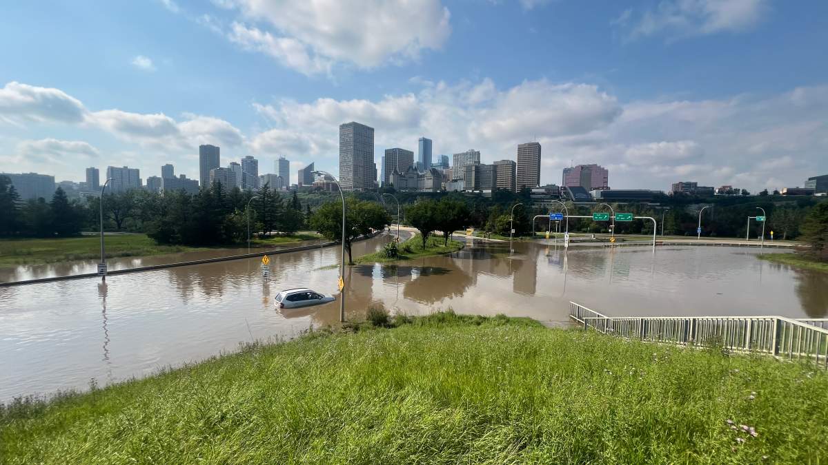 Monday thunderstorm floods roads, halts traffic and transit across Edmonton
