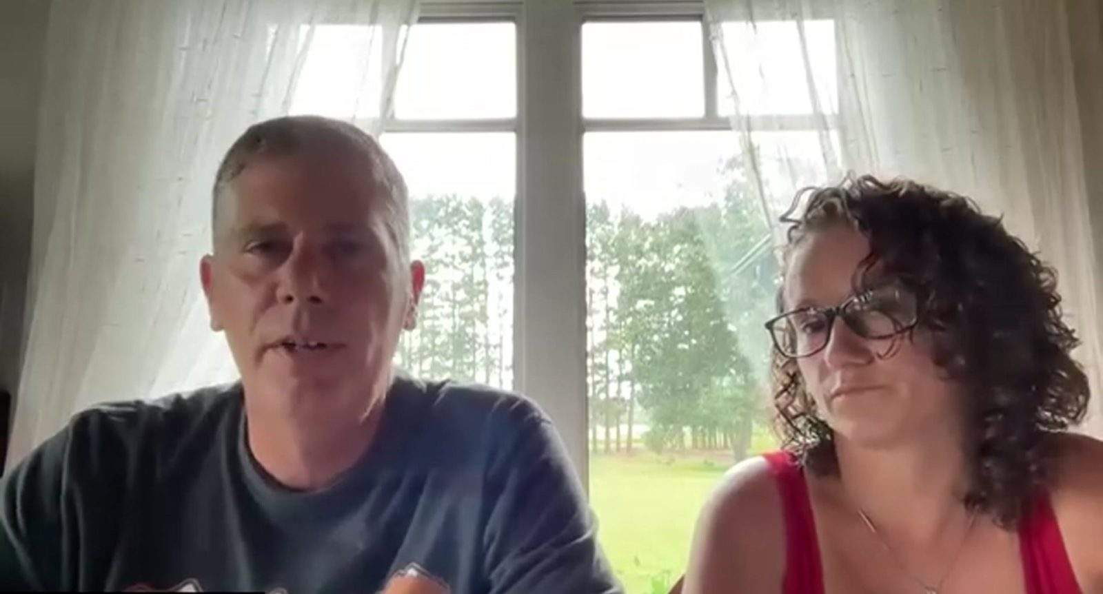 Northern Ontario couple may face fines for wildfire rescue efforts