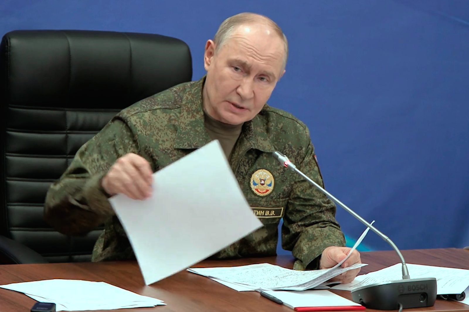 1 убит при атака срещу Крим, докато Путин и Зеленски провеждат отделни разговори с Тръмп