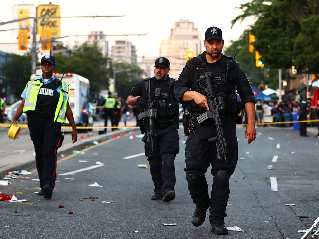 Why Toronto Street Festivals Are Facing An Existential Crisis After Salsa On St Clair