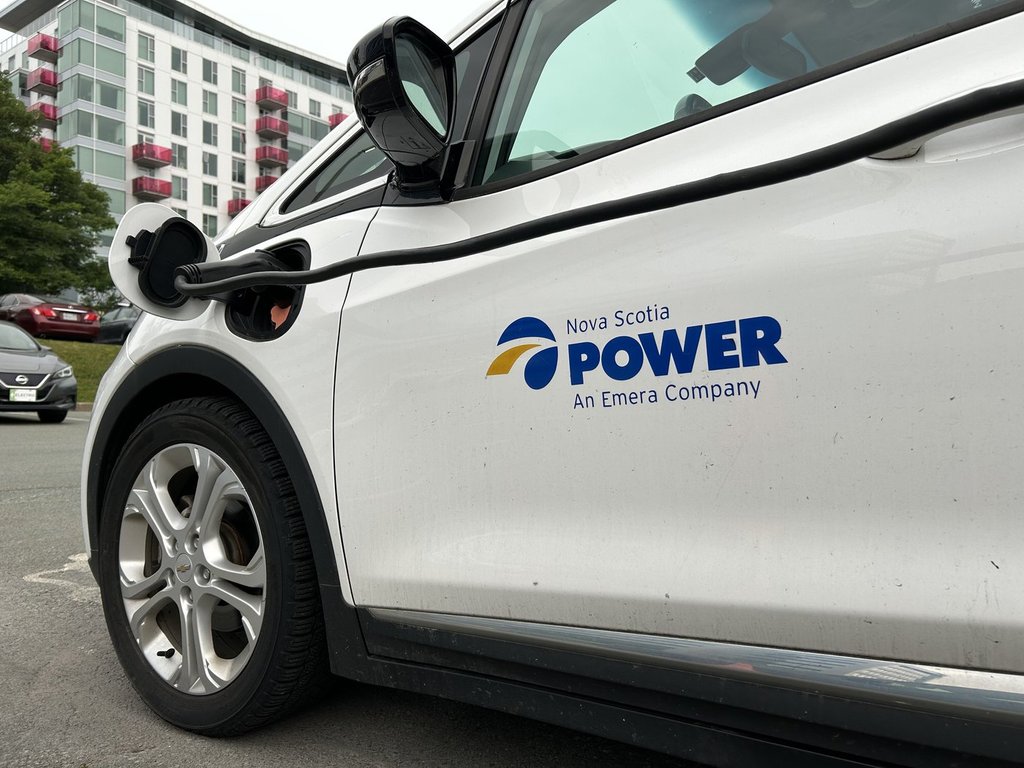 Синдикатът, представляващ работниците в Nova Scotia Power, подава 48-часово предизвестие за стачка