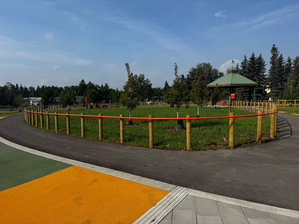 Wide and colour-coded pathways are one of the features of the new park that was designed through the collaboration of dementia researchers, healthcare professionals, community advocates and families with members who have dementia.