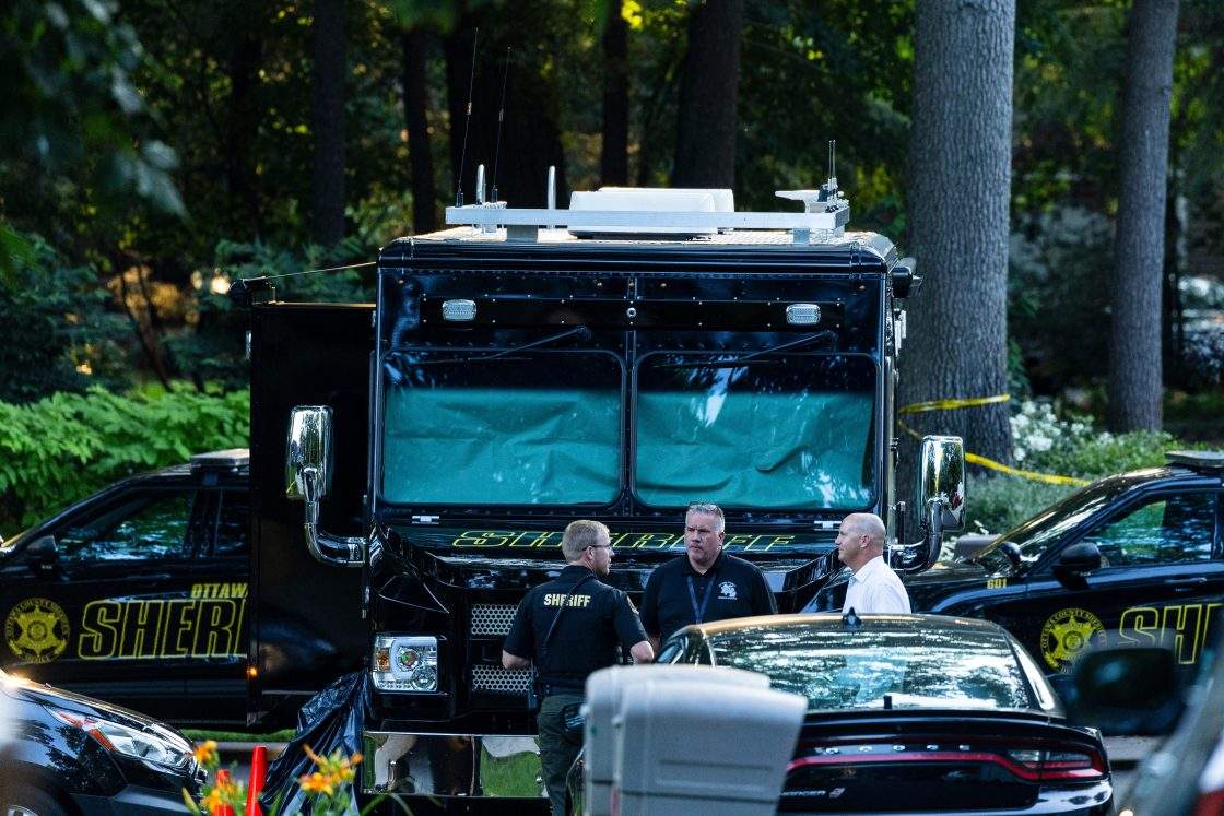 Michigan Man Kills Wife, Six Children in Murder-Suicide Before Setting Home Ablaze