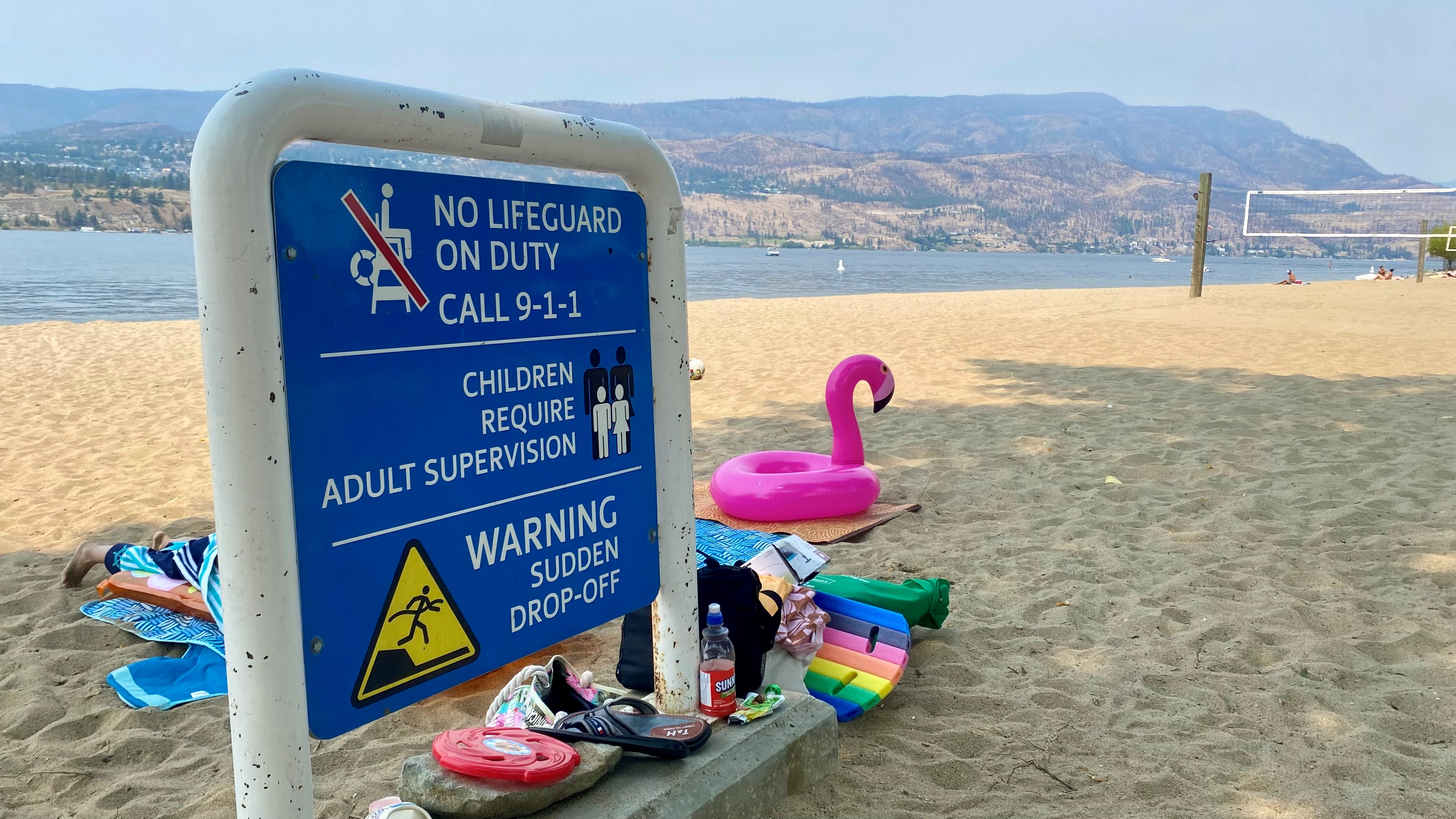Човек се удави на плажа Kelowna като B.C. отбелязва рязко увеличение на смъртните случаи във вода