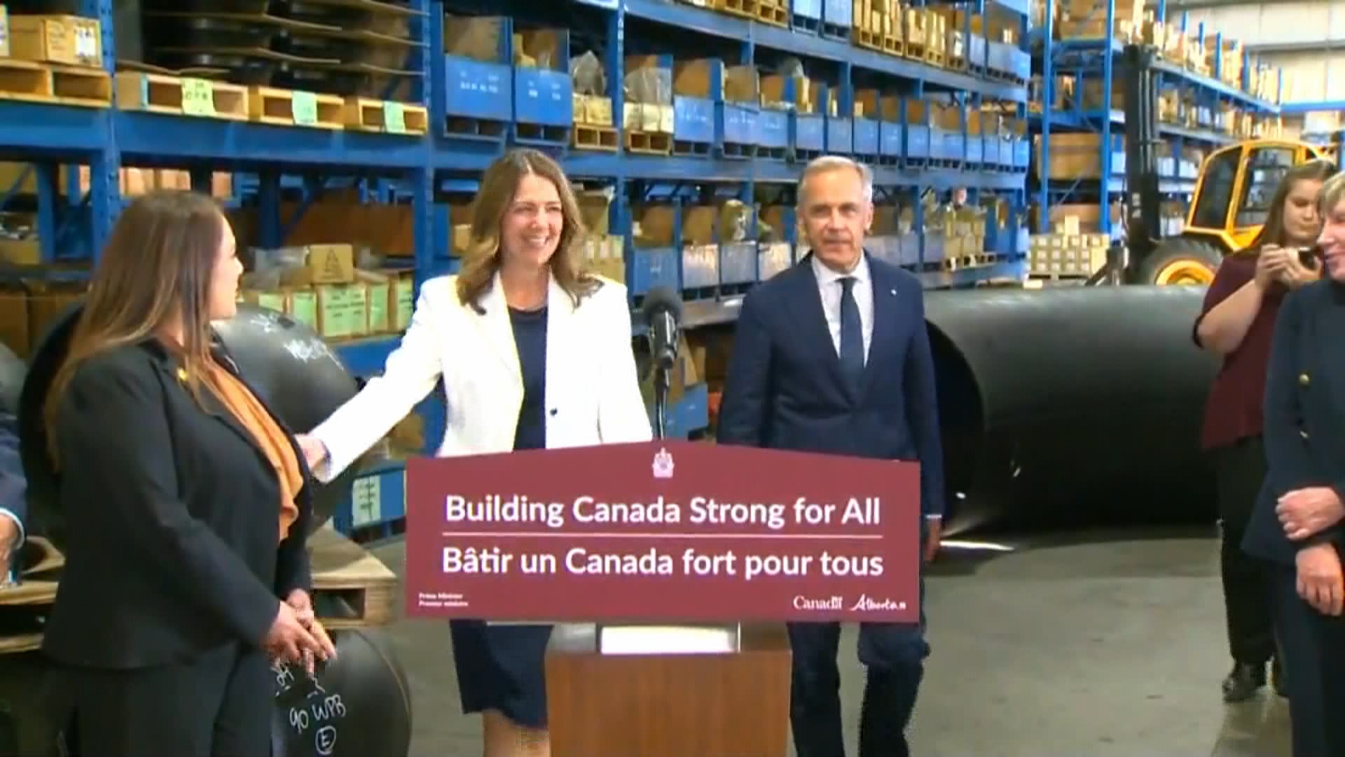 Internal PMO polls showed Canadians backed pipeline plan
