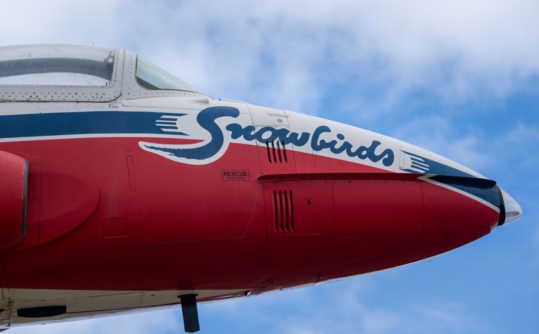 Самолетите Tutor на Snowbirds са готови за последното шоу в родния град в Moose Jaw