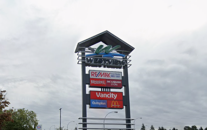 North Vancouver mall closed after shots fired