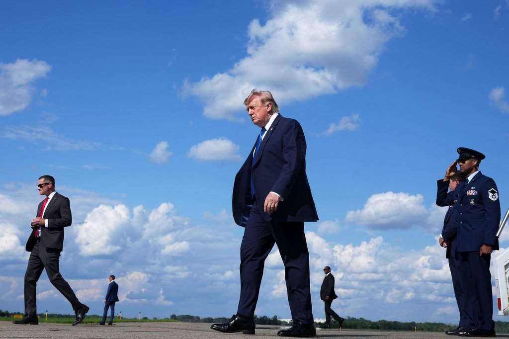 Trump halts Iran strikes, cites progress on war-ending deal