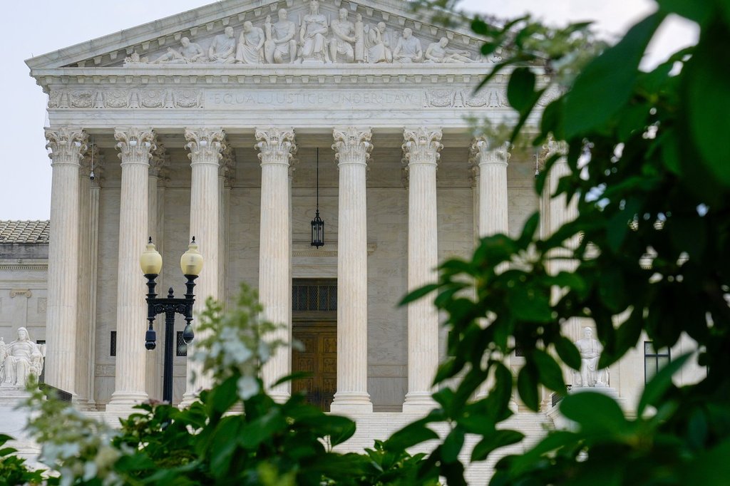 U.S. Supreme Court clears way for Trump mail voting limits as midterms near