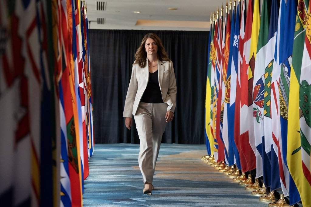 Alberta NDP urges Smith to cancel separation vote amid Canada-US trade war