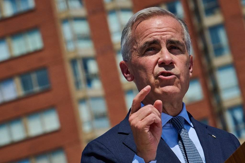Carney says possibility of jets at Billy Bishop airport not nixed ‘forever’