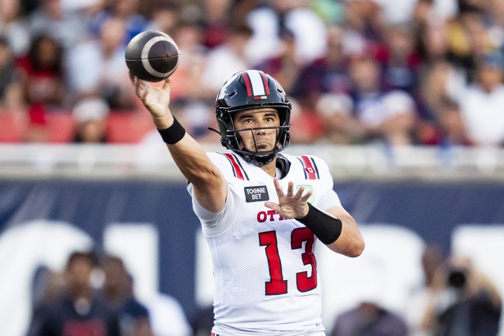 Redblacks паднаха до 0-10 със загуба от Alouettes