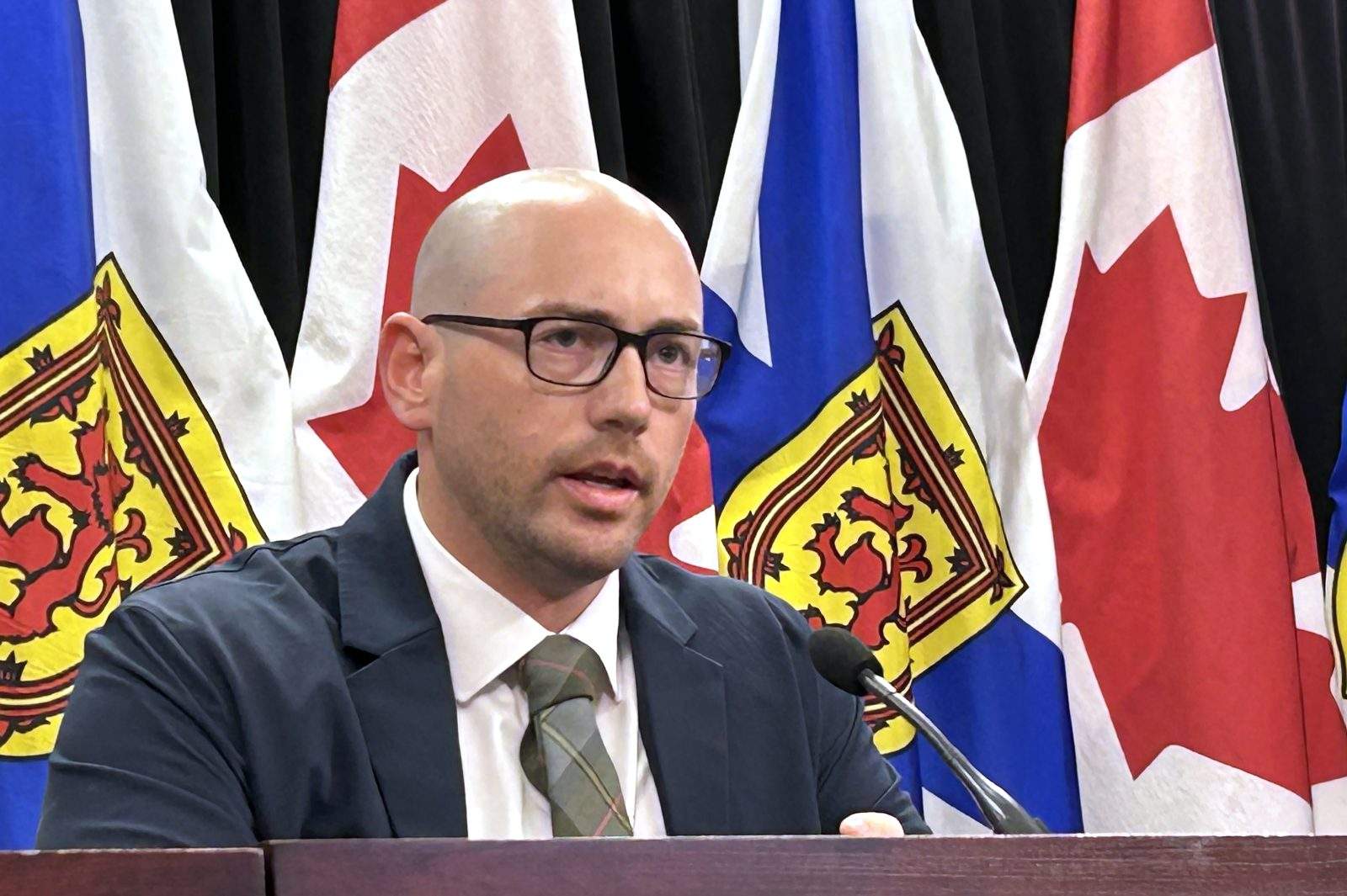Letter calls for N.S. minister’s removal from cabinet over rap lyrics