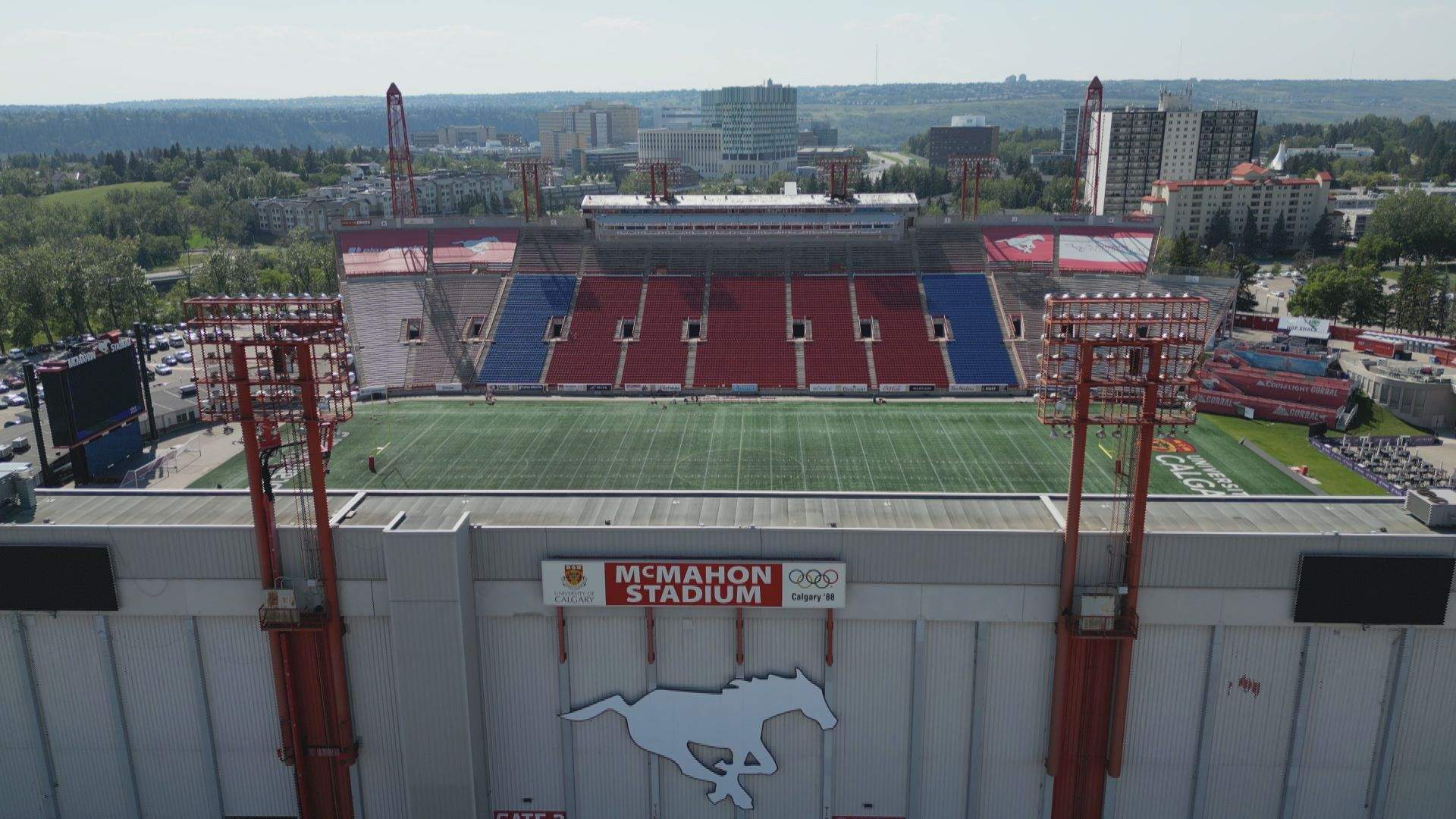 Calgary seeks bids for stadium feasibility study amid McMahon Stadium questions