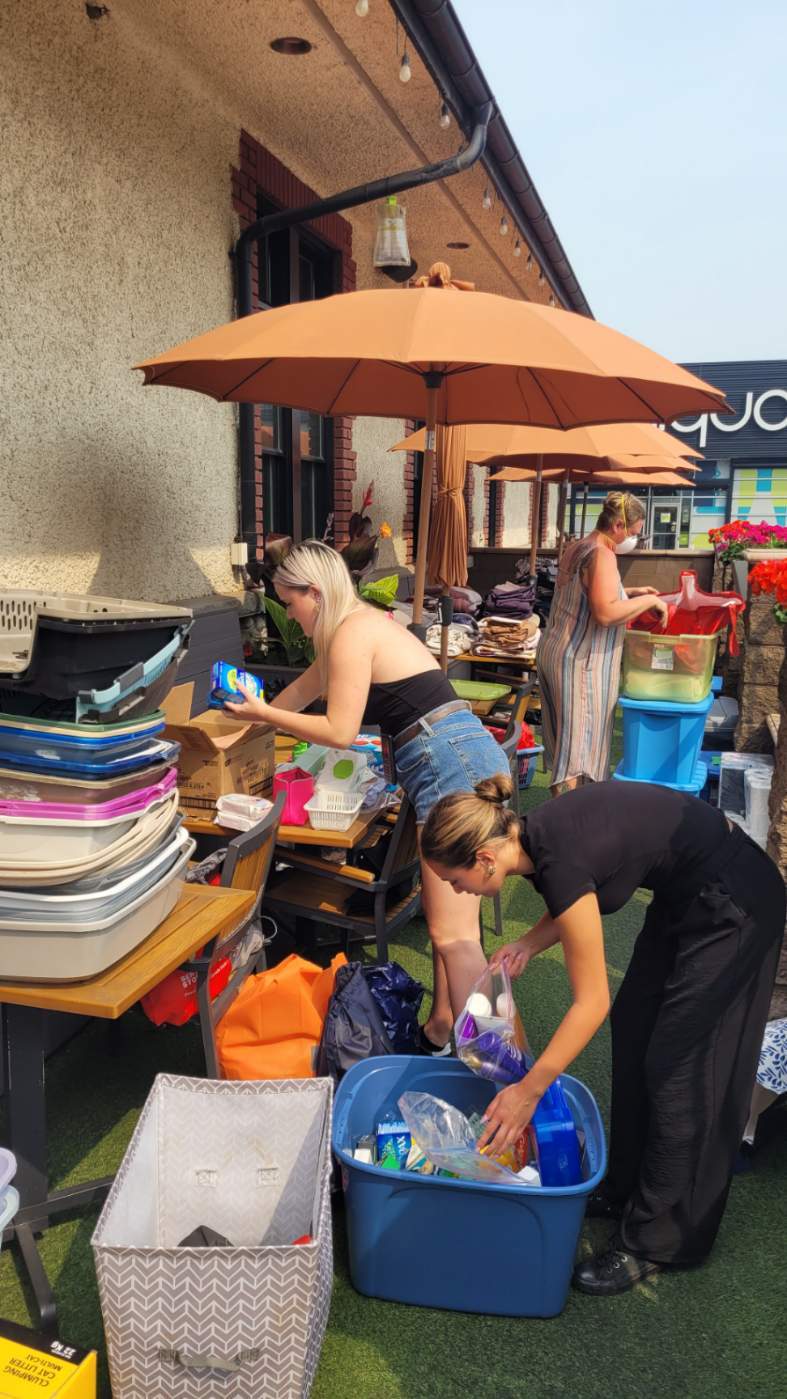 Volunteers donated goods to Summerland evacuees outside Mamas for Mamas.