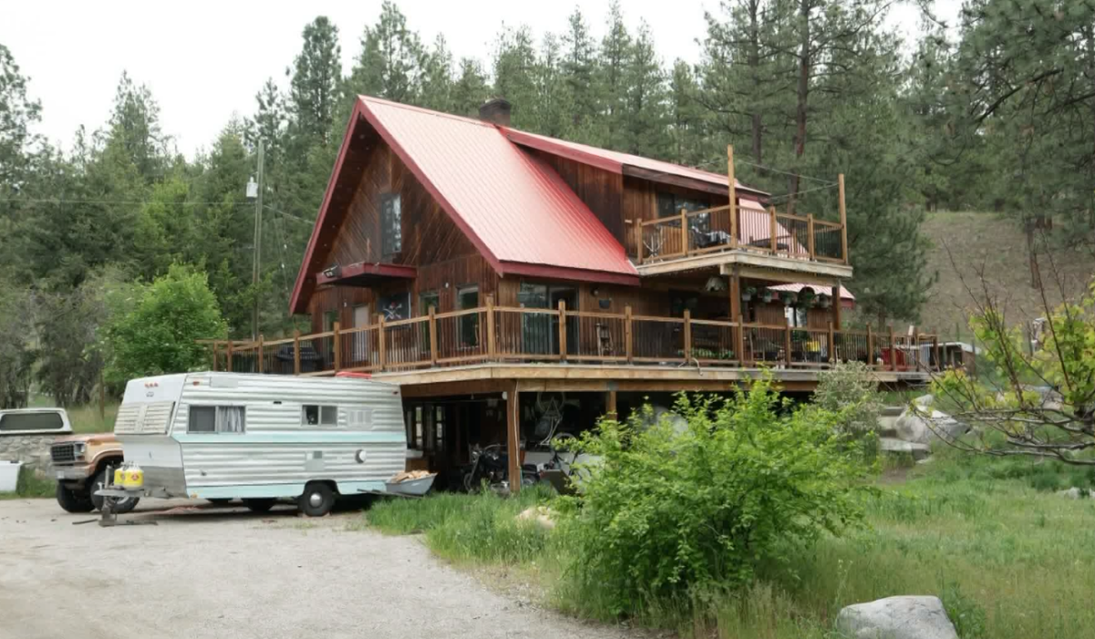 Ashleys home before the fire