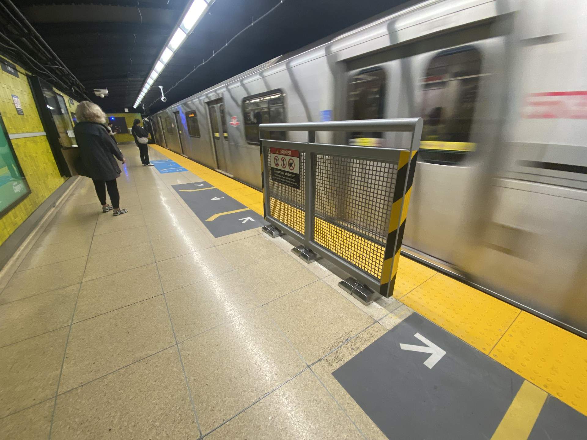 TTC’s first subway barrier installation renews criticism of safety plan