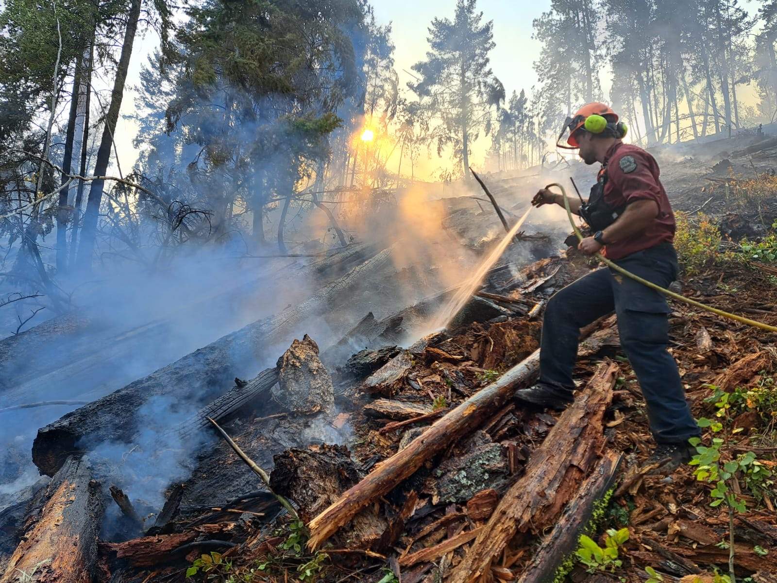 Evacuation orders downgraded for Quilpituk Creek wildfire, residents return home
