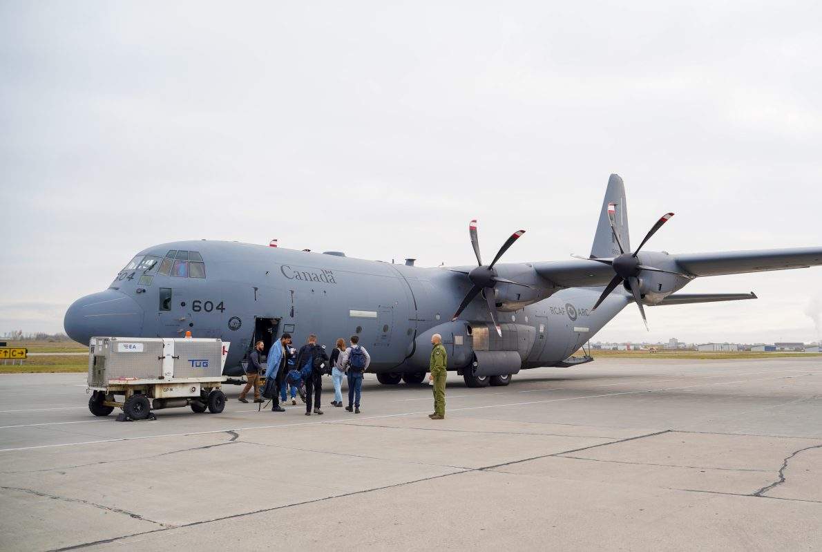 Ottawa sells 10 retired military planes to convert for aerial firefighting