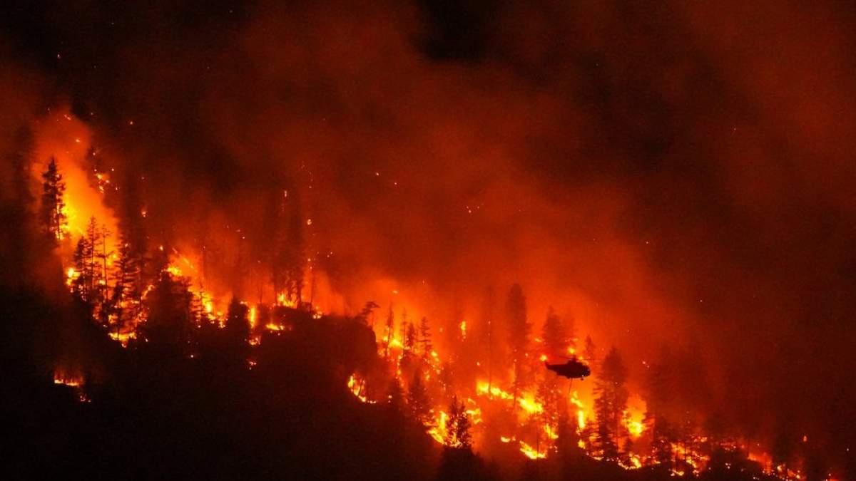 Thousands remain under evacuation order due to wildfire on west side of Okanagan Lake