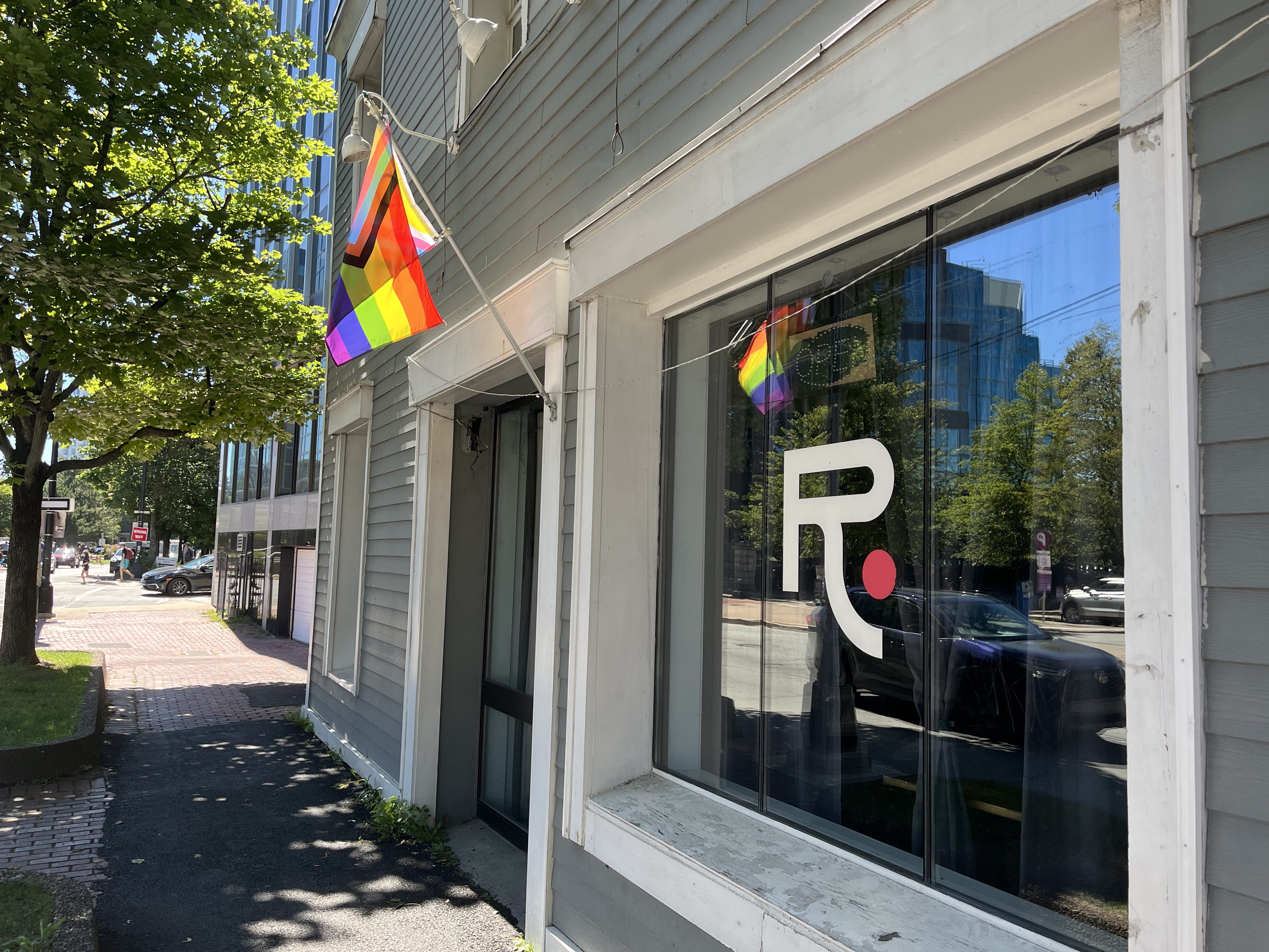 Бар „Rumours“ в Халифакс LGBTQ2S е изложен на риск от затваряне поради нарастващи разходи