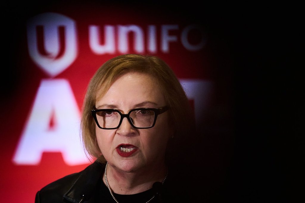 Unifor настоява федералните да спрат възможната продажба на завода в Брамптън от Stellantis
