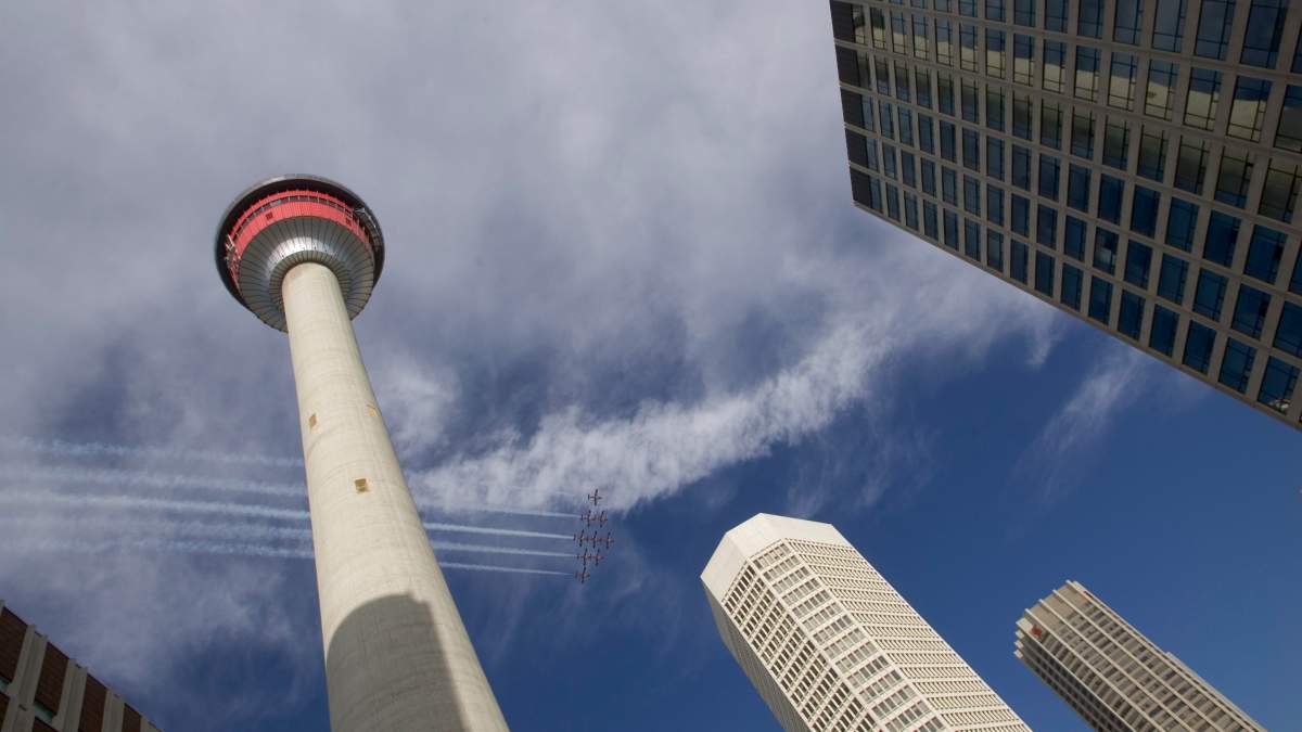 Snowbirds to make final flight at Grey Cup in Calgary