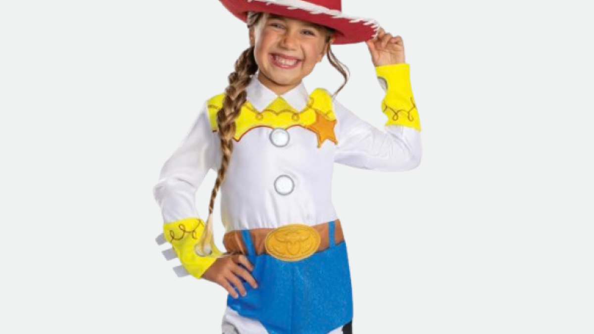The Curator: Best 2026 Halloween costume ideas for the whole family