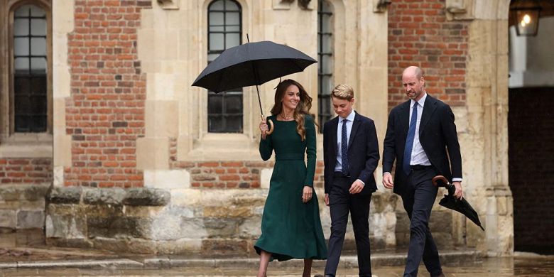 Prince George starts his 1st day at the prestigious Eton College