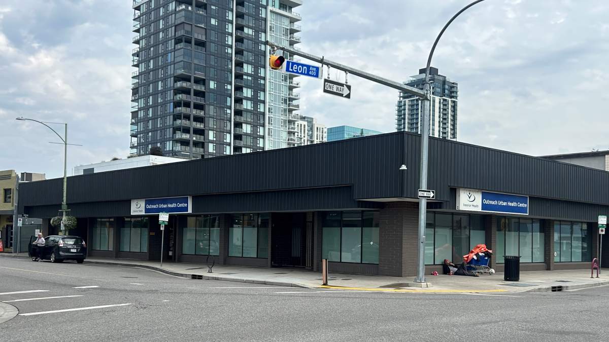 Kelowna asks Ottawa to help shut down the downtown’s supervised consumption site