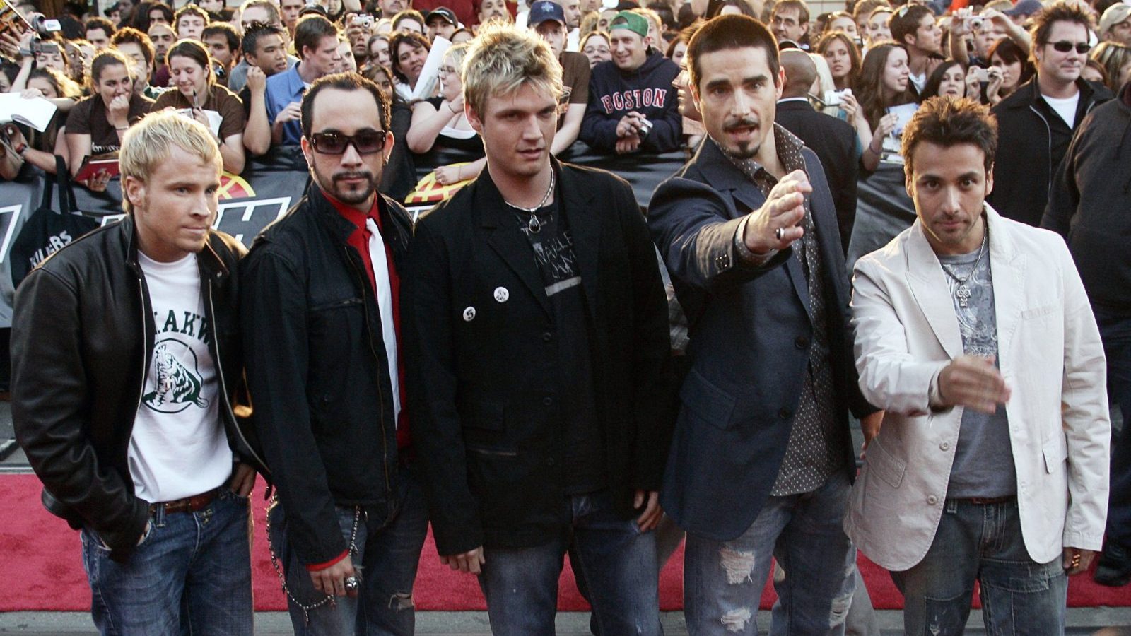 12-те шоута на Backstreet Boys в Торонто предлагат на милениалите билет за по-прости времена
