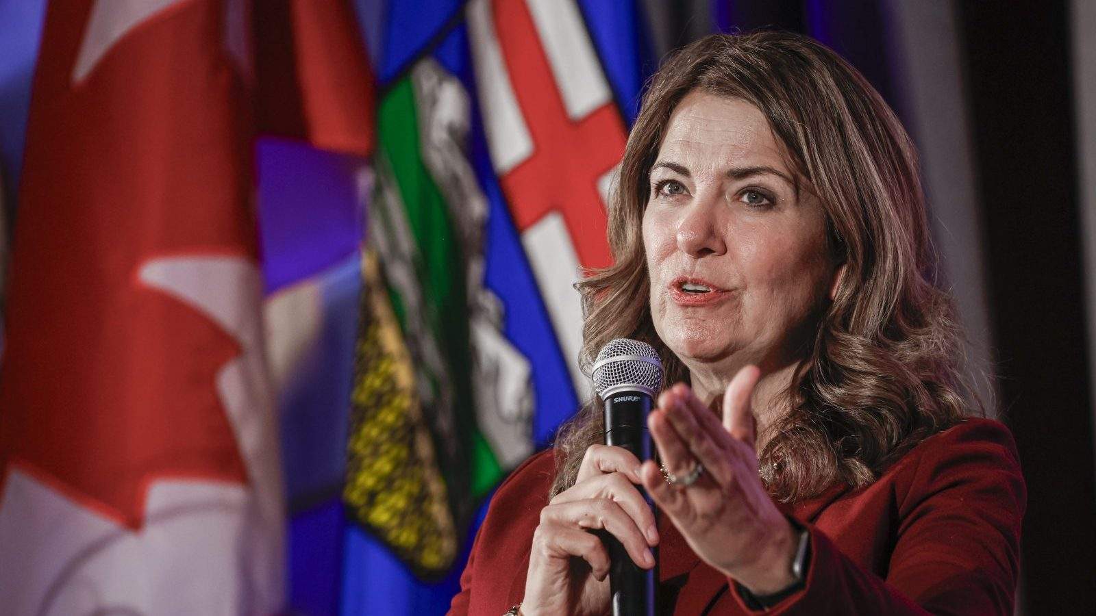 Alberta referendum on separation and constitutional questions opens with early voting surge