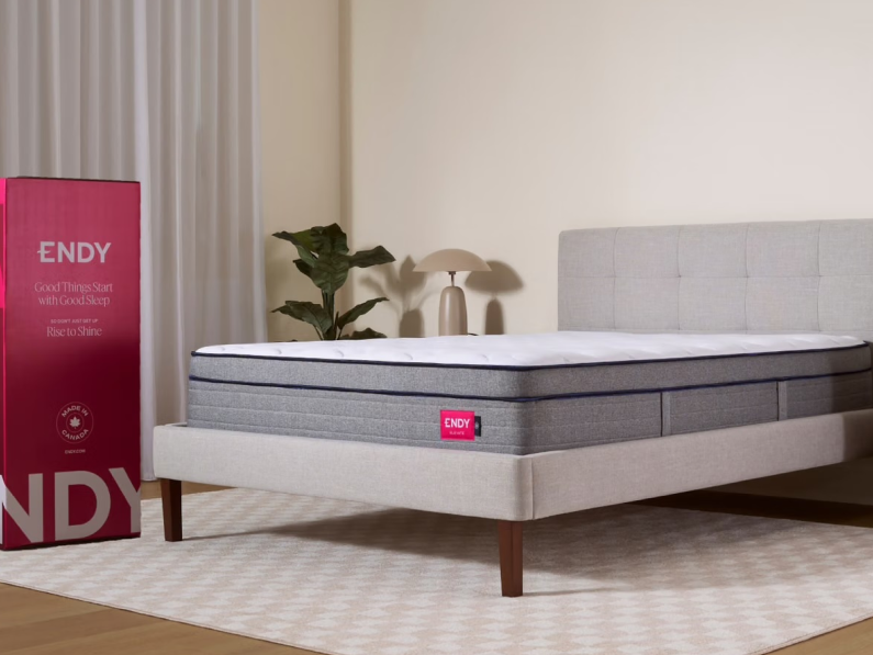 The Curator: Is the Endy Elevate Hybrid mattress worth it? My honest review