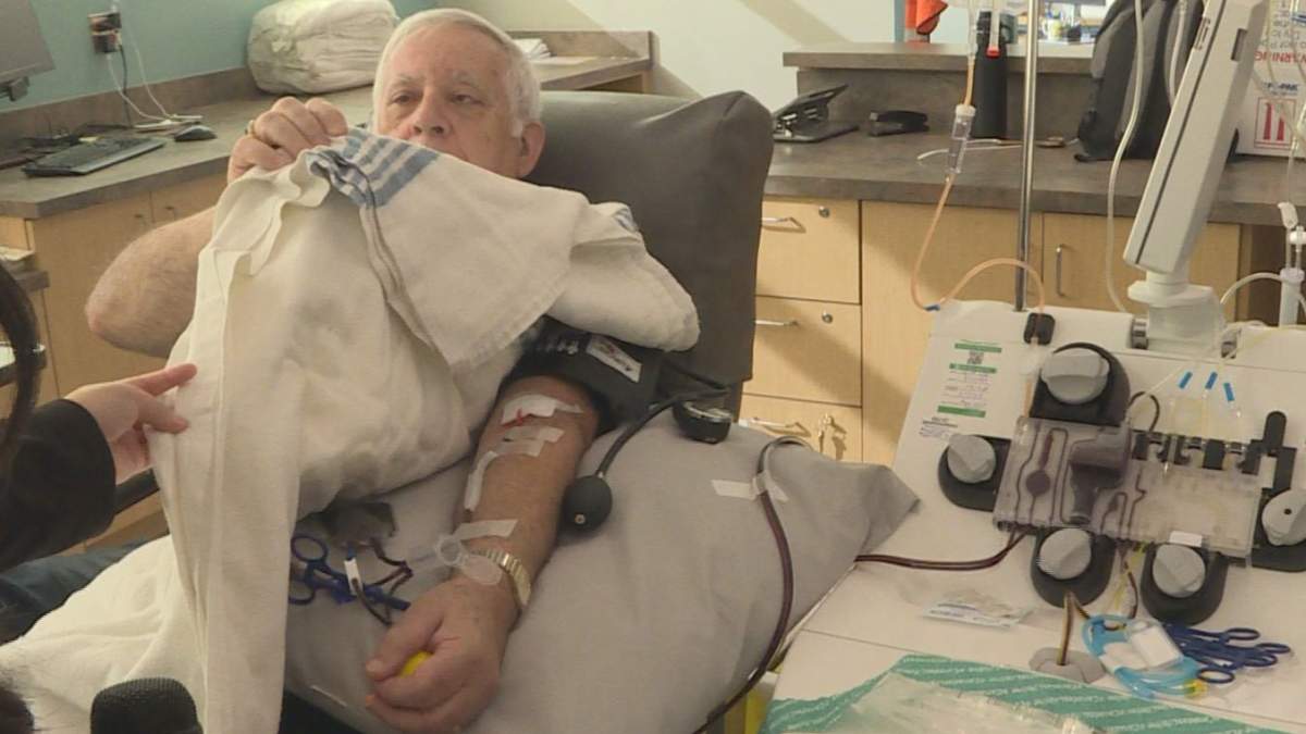 Manitobans roll up sleeves to donate blood after CFB Wainwright tragedy