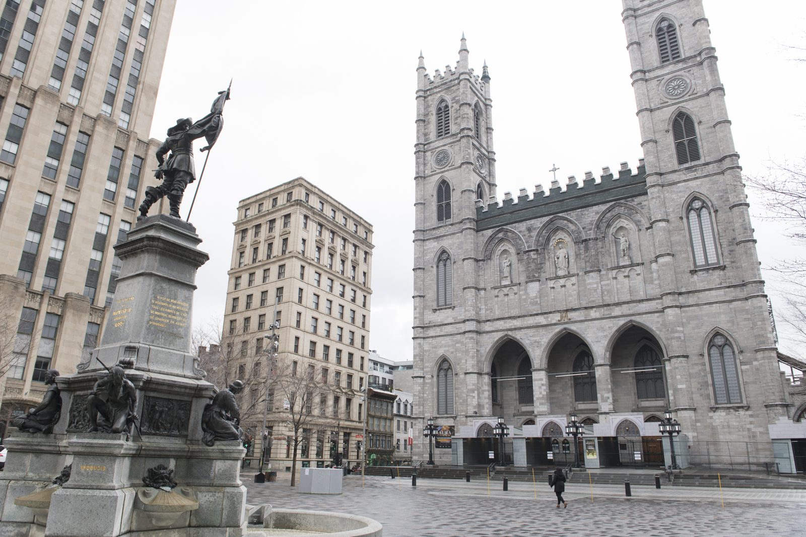 The scaffolding will be removed from the facade of Notre-Dame Basilica ...